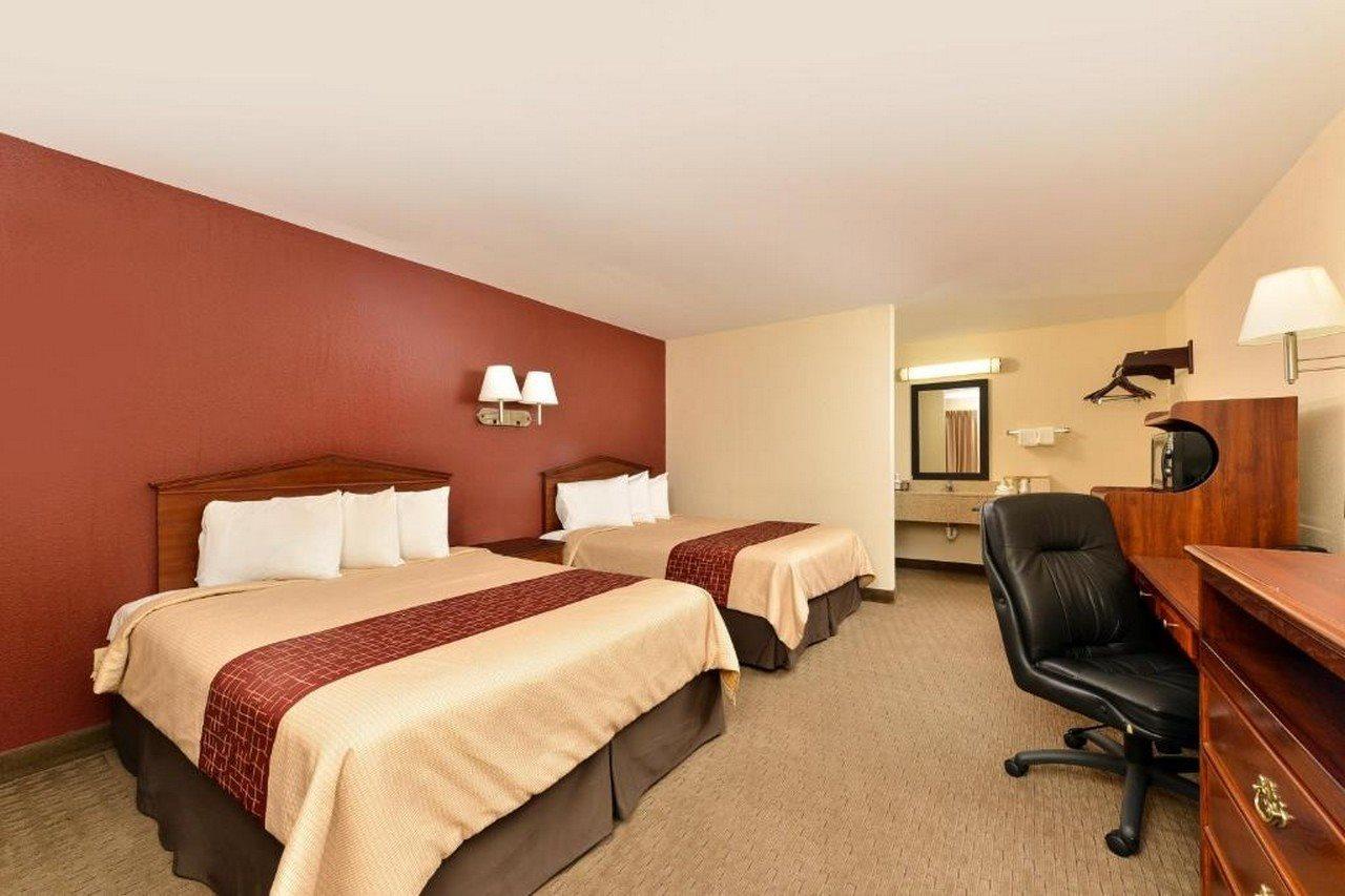 Red Roof Inn Dalton Exterior foto